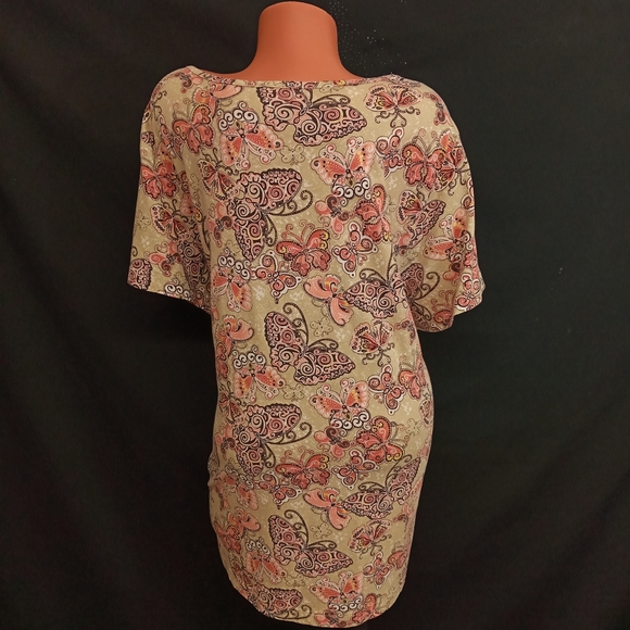 3X Butterfly print Fashion Bug scalloped neck Top - Picture 3 of 8